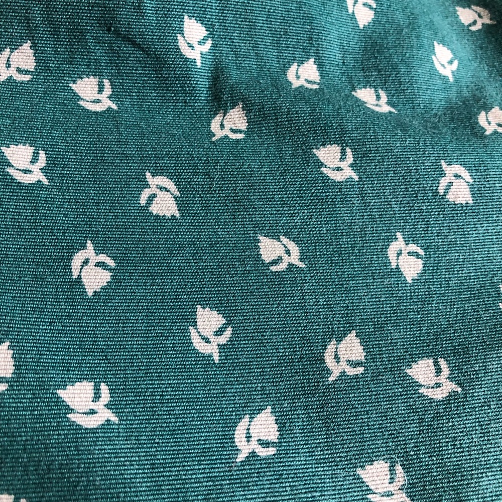 Kimchi Blue Urban Outfitters button front high waisted green retro shorts size 4 - Picture 8 of 9
